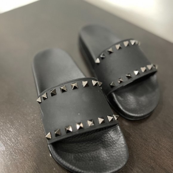 ROCKSTUD RUBBER SLIDER SANDAL - Picture 4 of 11